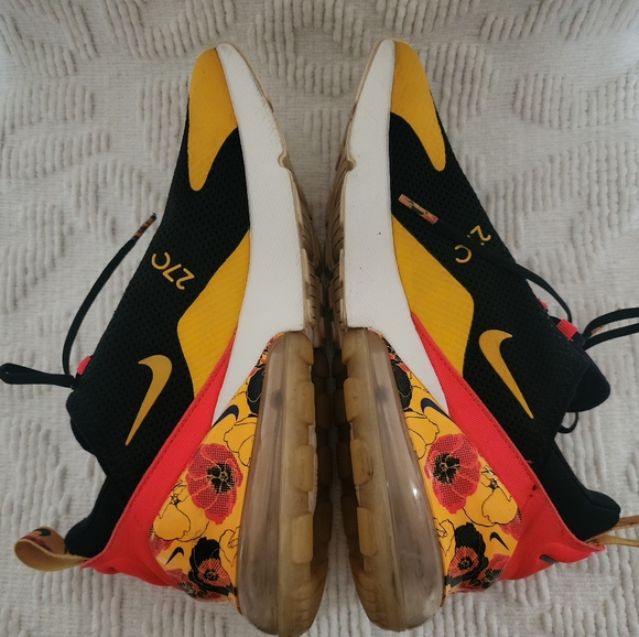 Nike Air Max 270 Crimson Floral Black - Picture 3 of 8